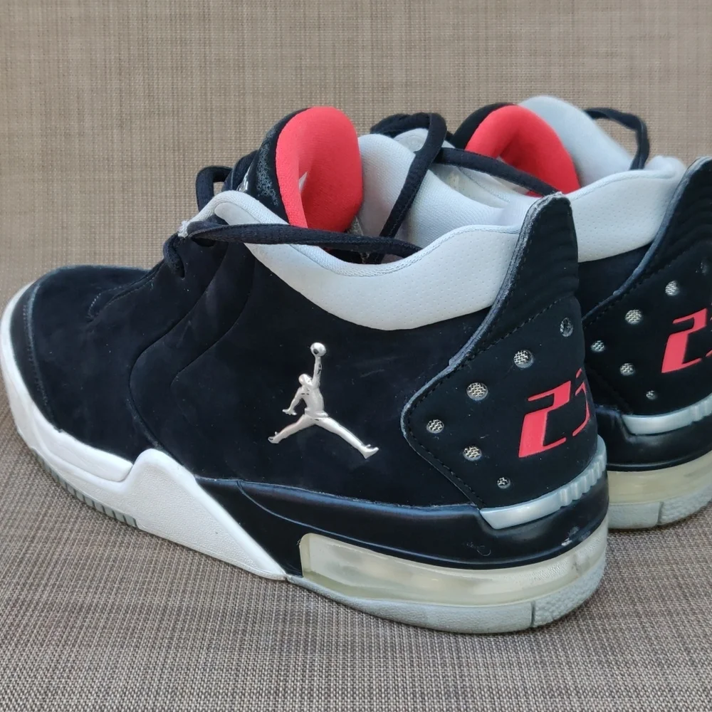 Jordan BigFund GSSize 4.5Y Big Kids SneakersColor Black/Metallic Silver/…